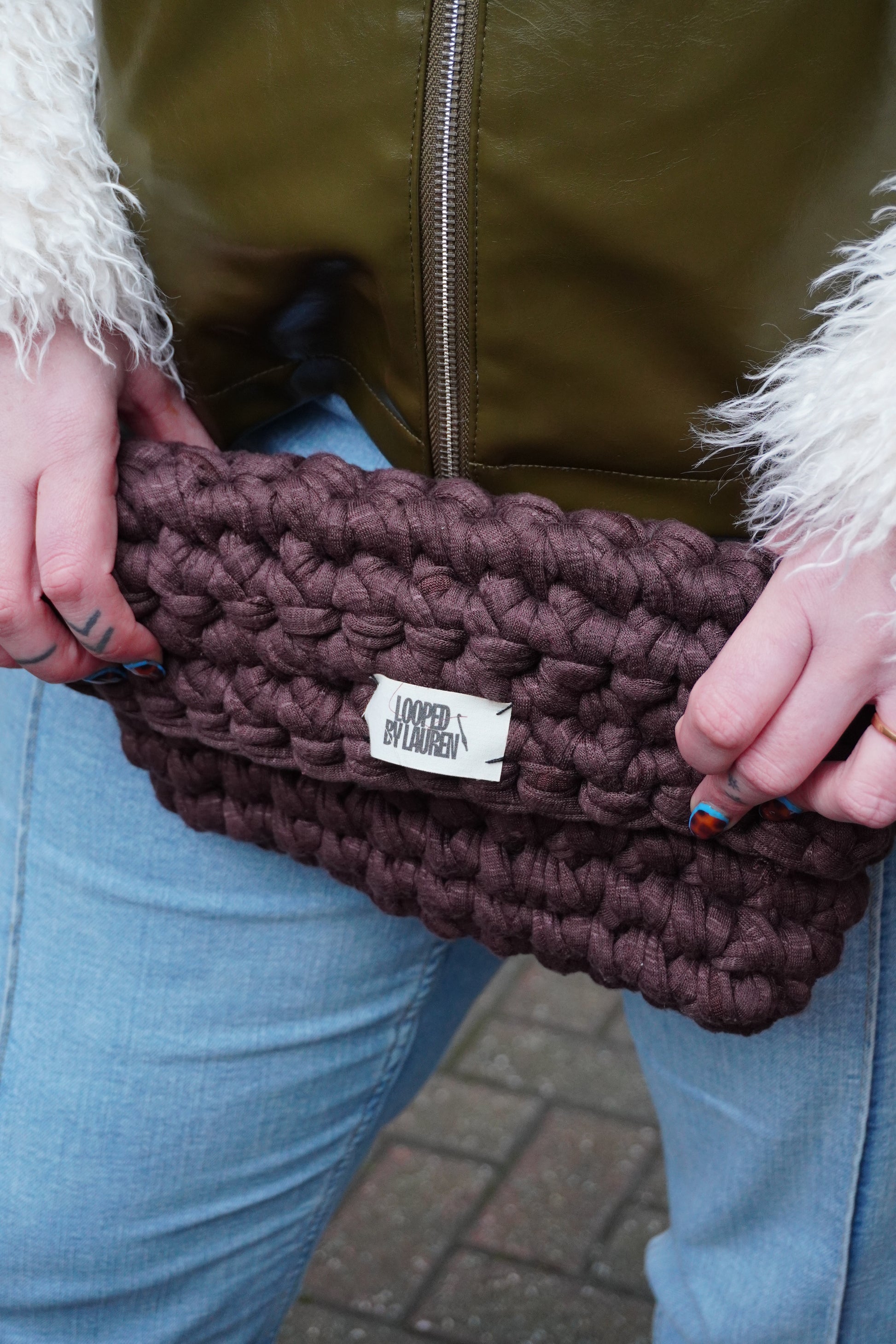 The Larissa Clutch - Brown