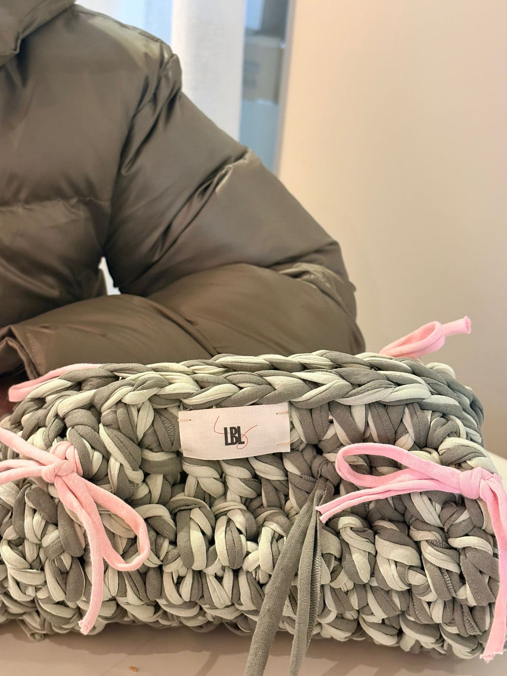 The Natasha Clutch - Khaki & Pink Bows
